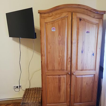 Arthouse Lucrezia Hotel Temesvár Kültér fotó